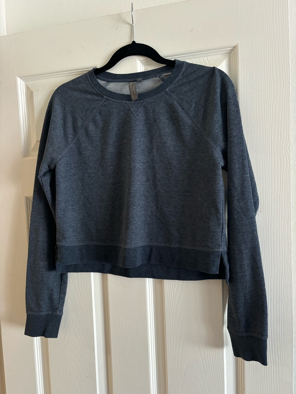 Sweaty Betty Chelsea Crop Sweatshirt, Denim Blue, Size Small, Like New